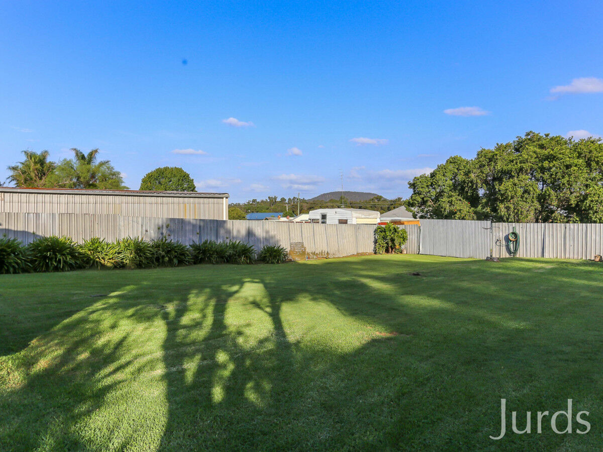 92 Cessnock Road, Neath, Neath - Thumbnail 7