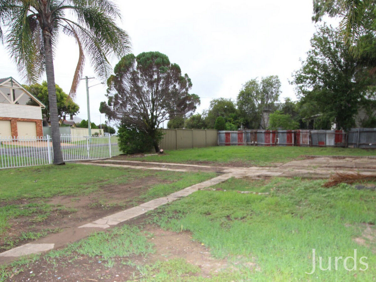 10 Desmond Street, Cessnock, Cessnock - Thumbnail 2