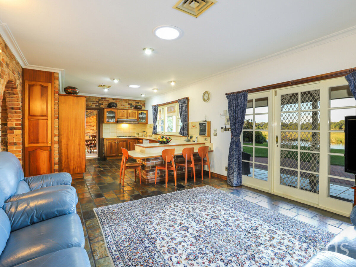 204 Wine Country Drive, Nulkaba, Nulkaba - Thumbnail 7