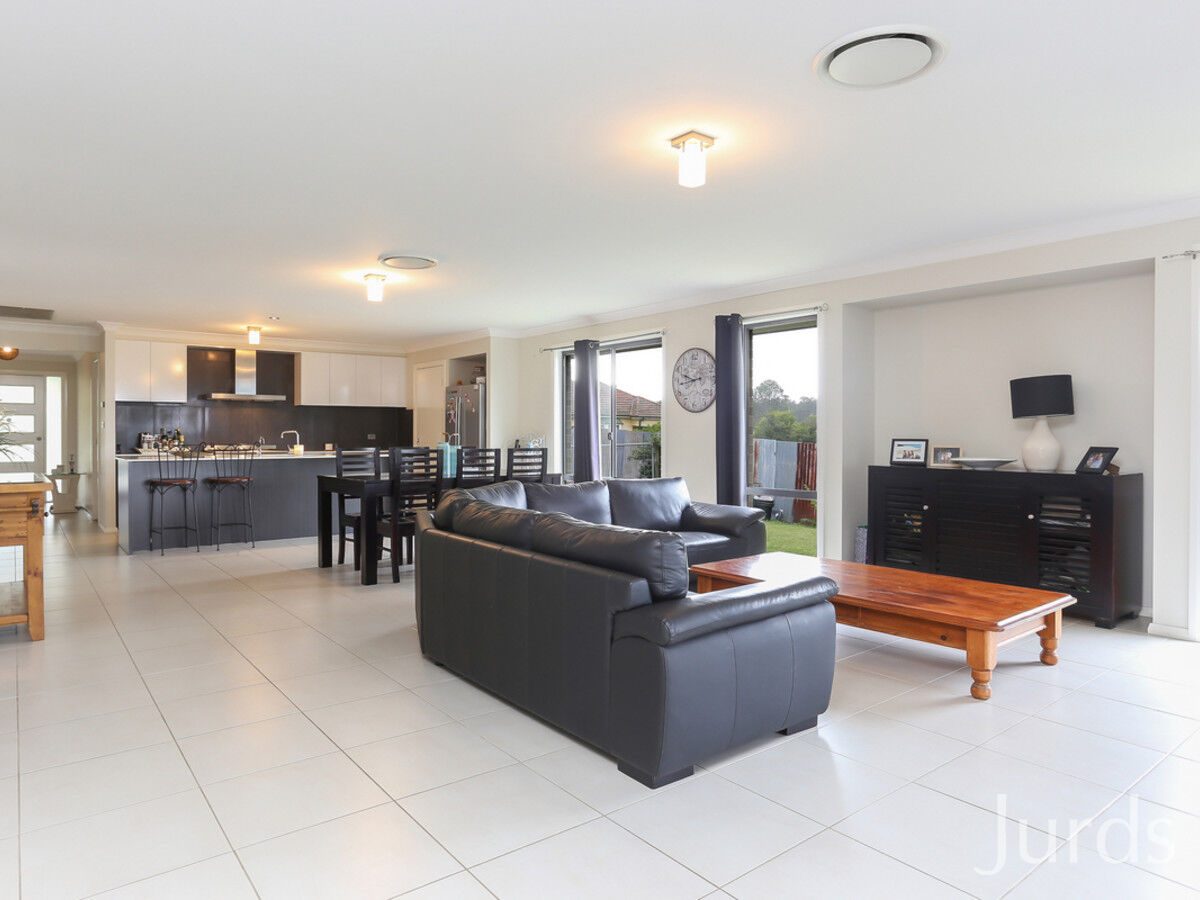 13 Walmsley Street, Millfield, Millfield - Thumbnail 5