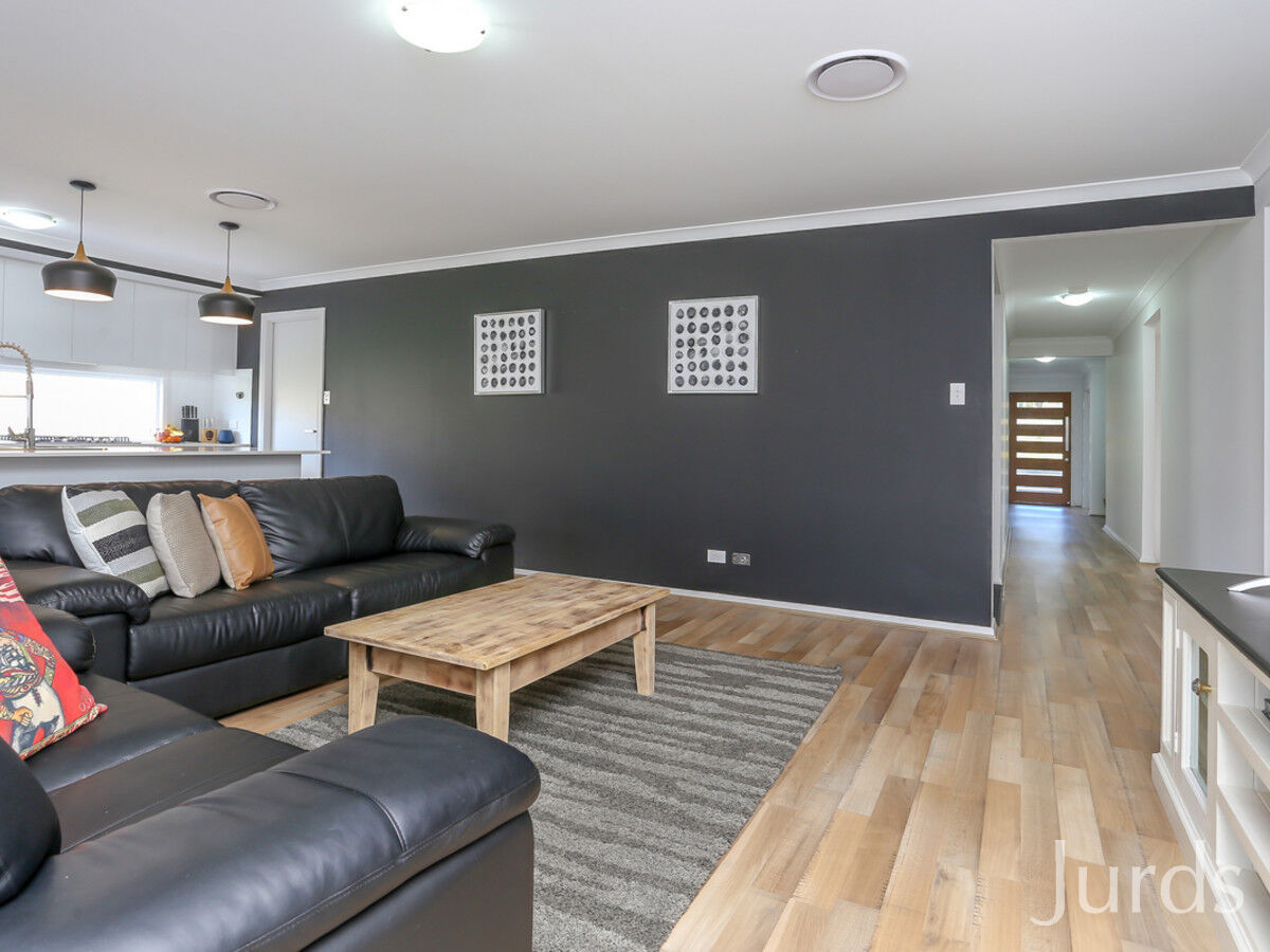 17 Abberton Parkway (Huntlee), North Rothbury, North Rothbury - Thumbnail 8