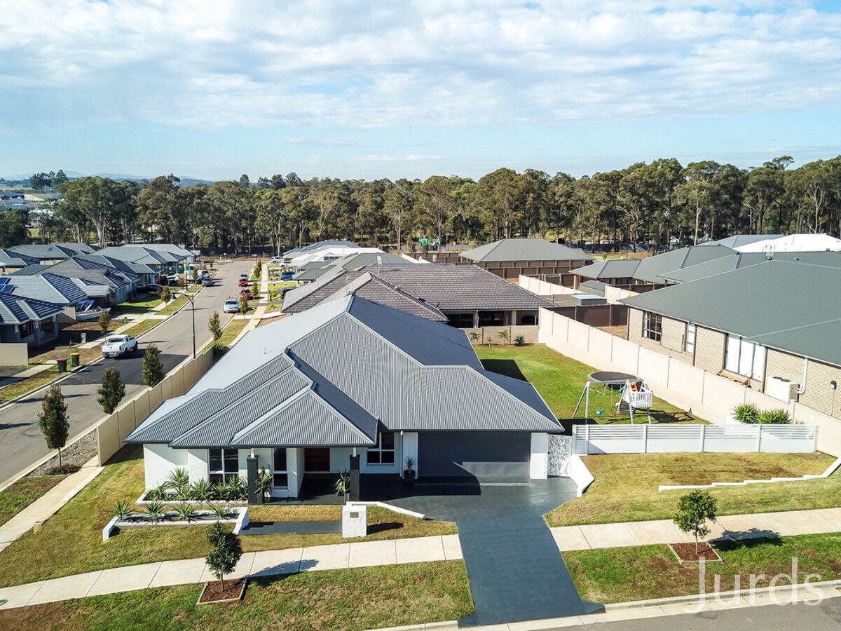 17 Abberton Parkway (Huntlee), North Rothbury, North Rothbury - Thumbnail 2