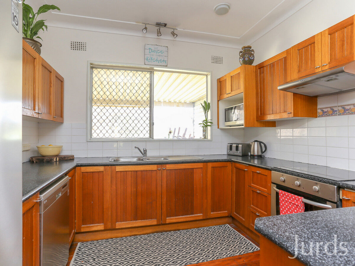 28 Munro Street, ABERNETHY, Abernethy - Thumbnail 5