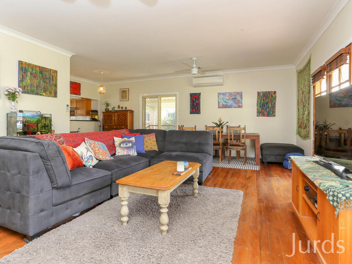 28 Munro Street, ABERNETHY, Abernethy - Thumbnail 6