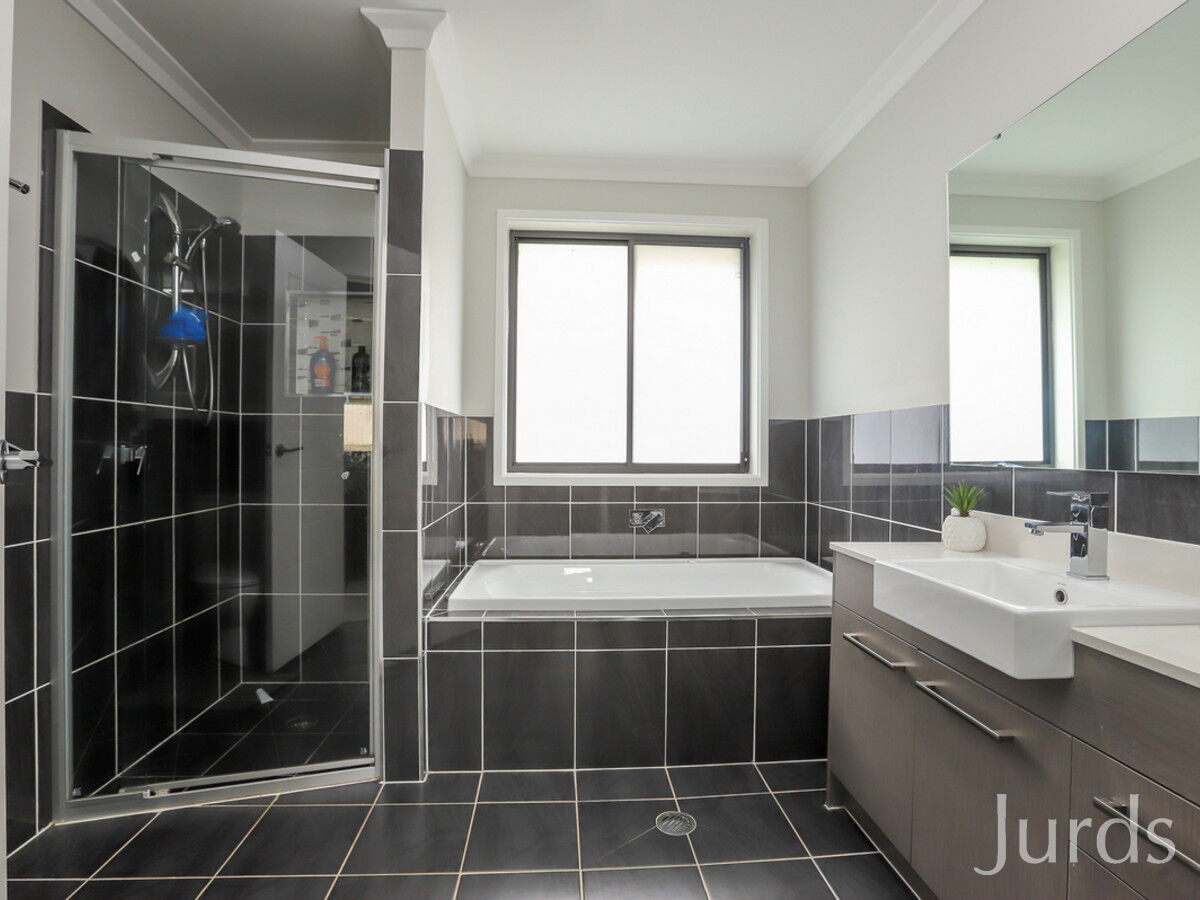 35 John Street, ELLALONG, Ellalong - Thumbnail 7