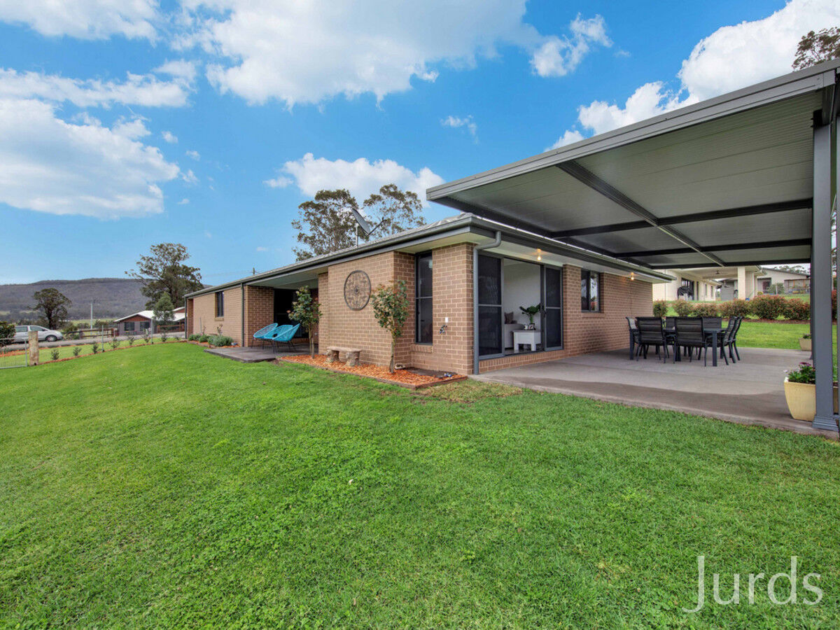 71 Davis Street, Millfield, Millfield - Thumbnail 2