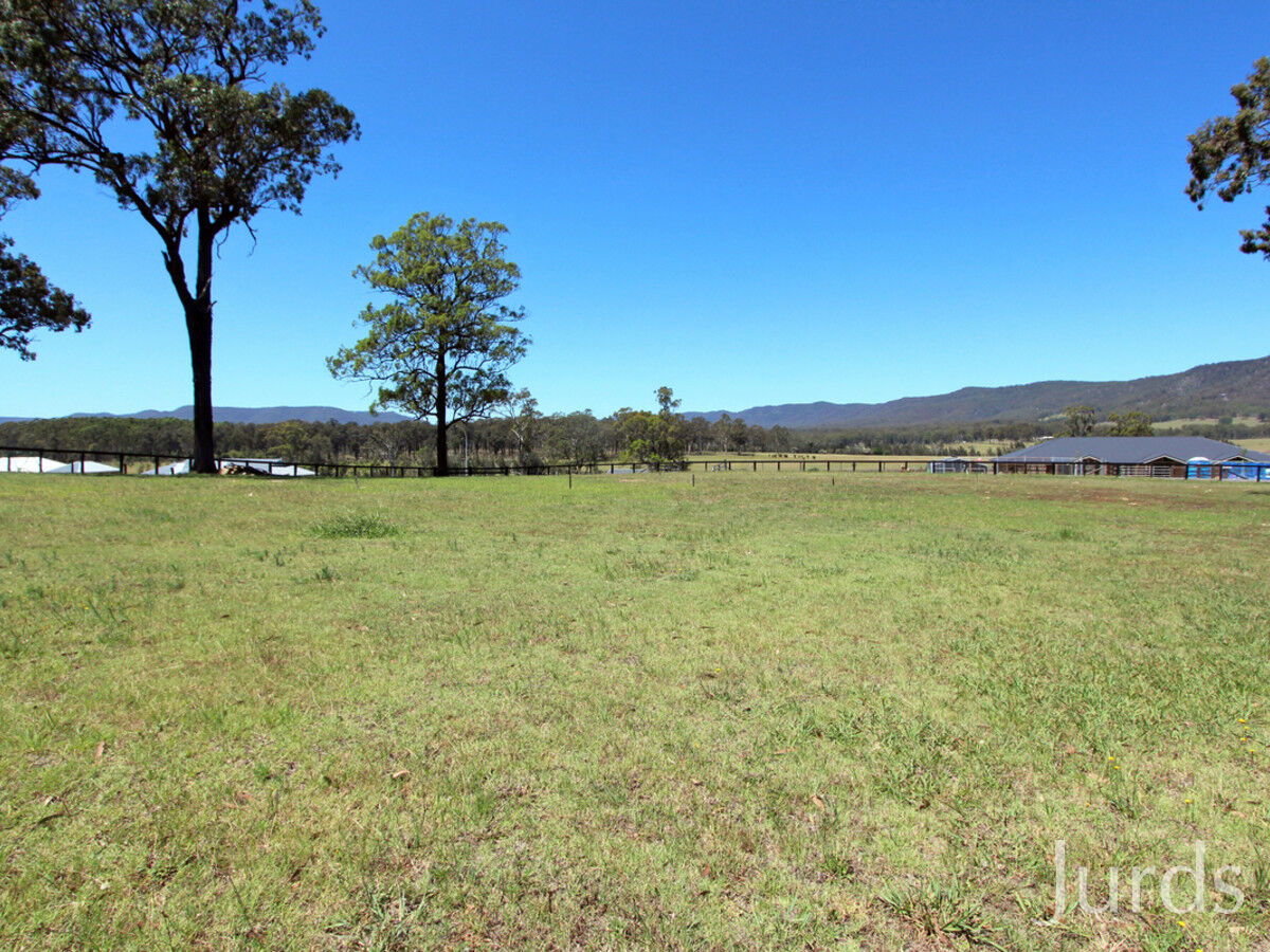 5 Holdaway Close, Millfield, Millfield - Thumbnail 3
