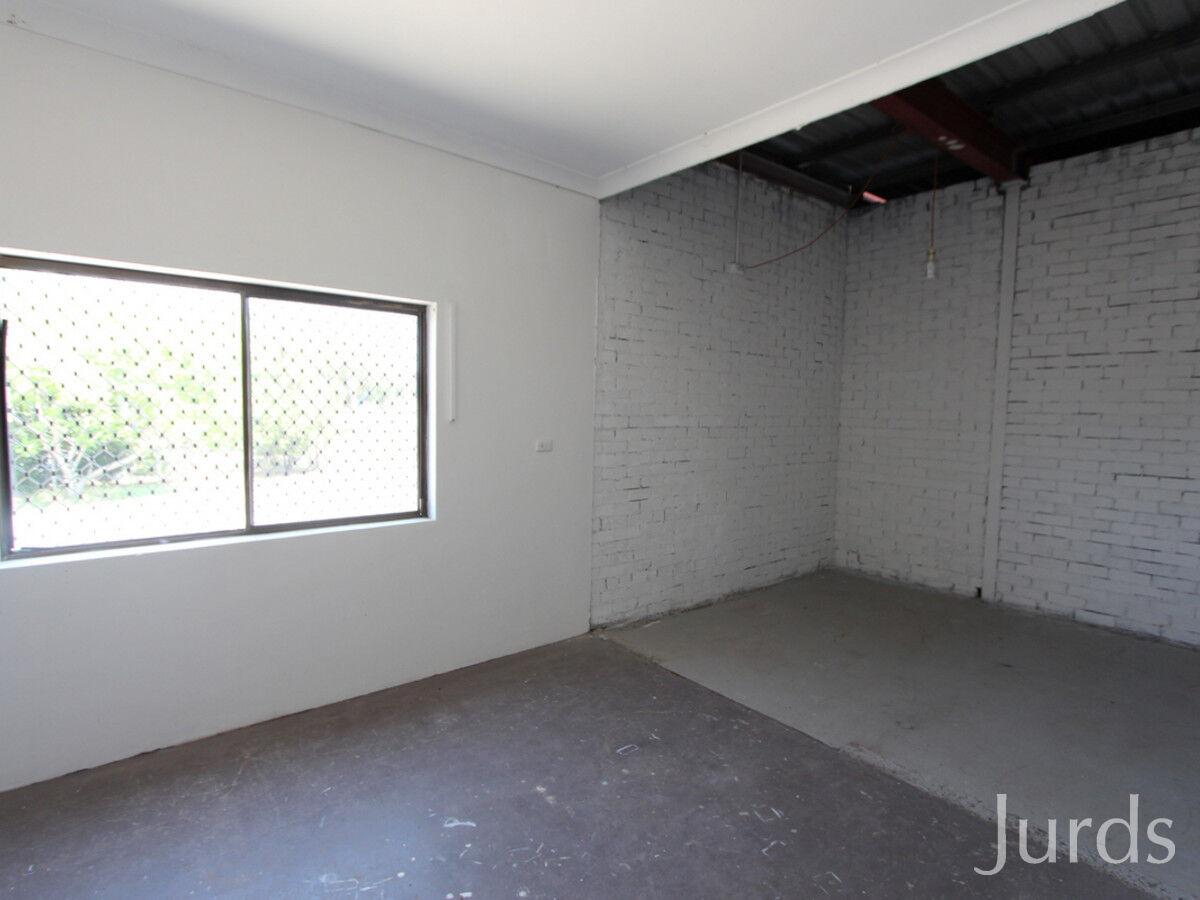 72 Cessnock Road, Neath, Neath - Thumbnail 6