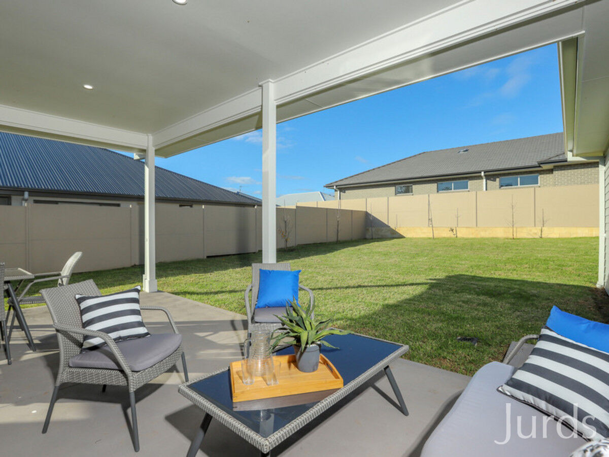 6 Bendeich Drive (Huntlee), North Rothbury, North Rothbury - Thumbnail 2
