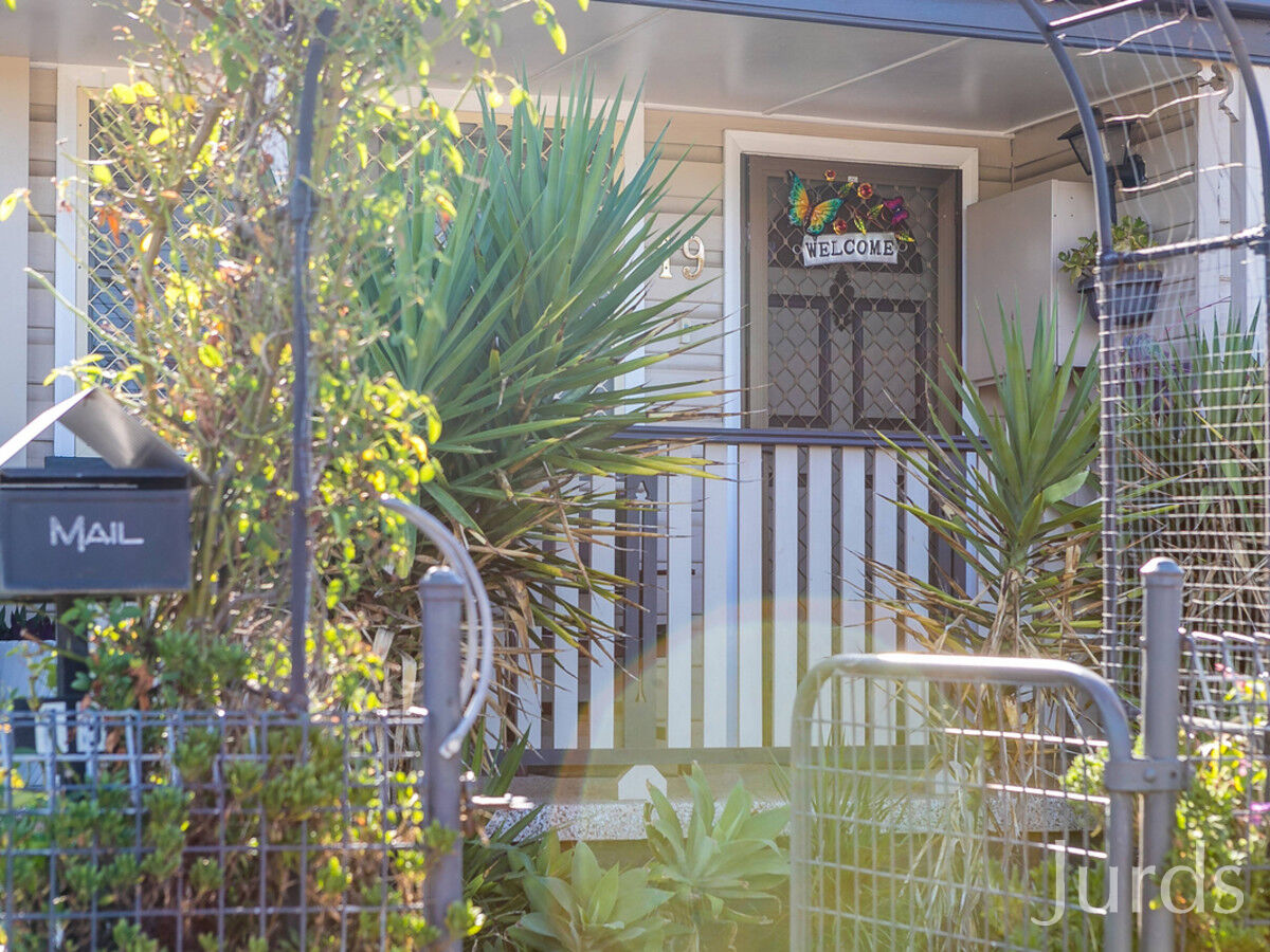 19 Quarrybylong Street, CESSNOCK, Cessnock - Thumbnail 2