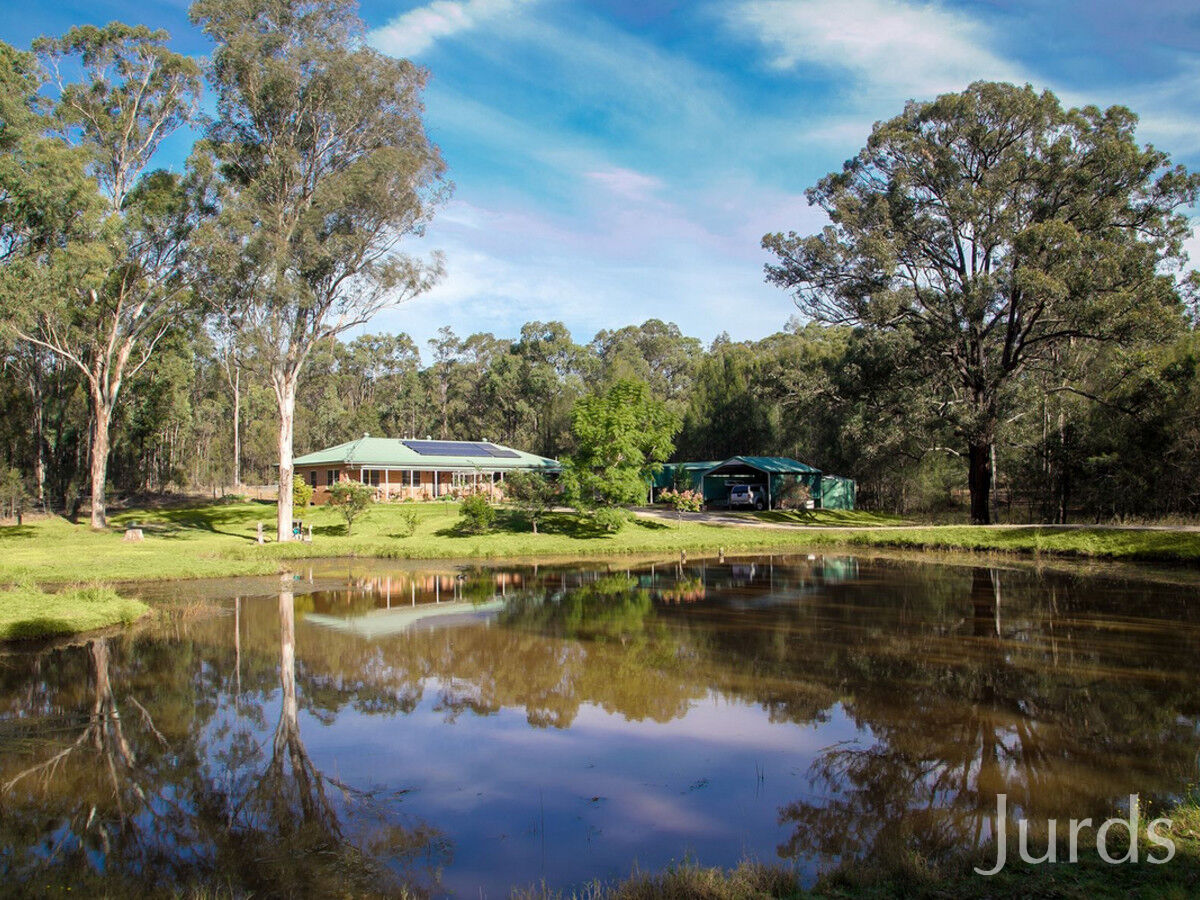 32 Big Ridge Lane, Sedgefield, Sedgefield - Thumbnail 3