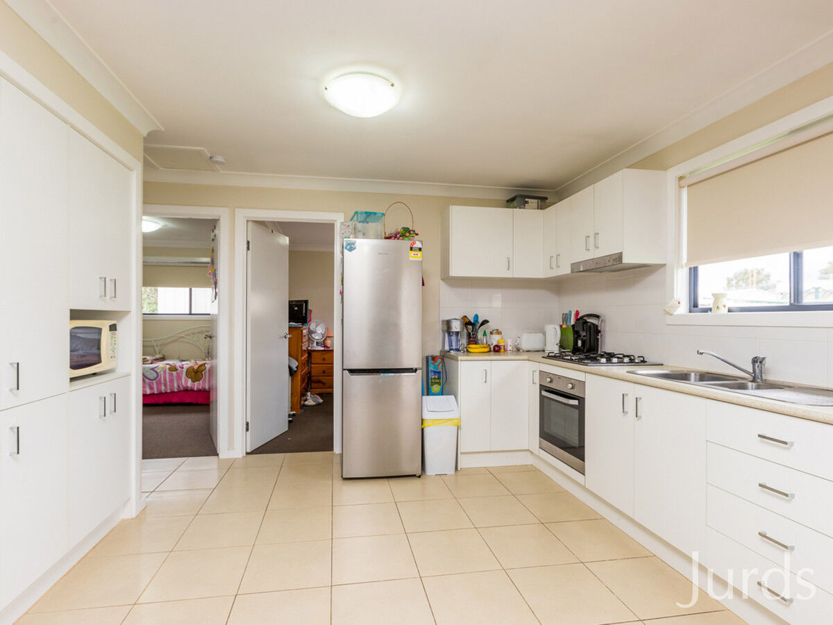 69 Ferguson Street, CESSNOCK, Cessnock - Thumbnail 5