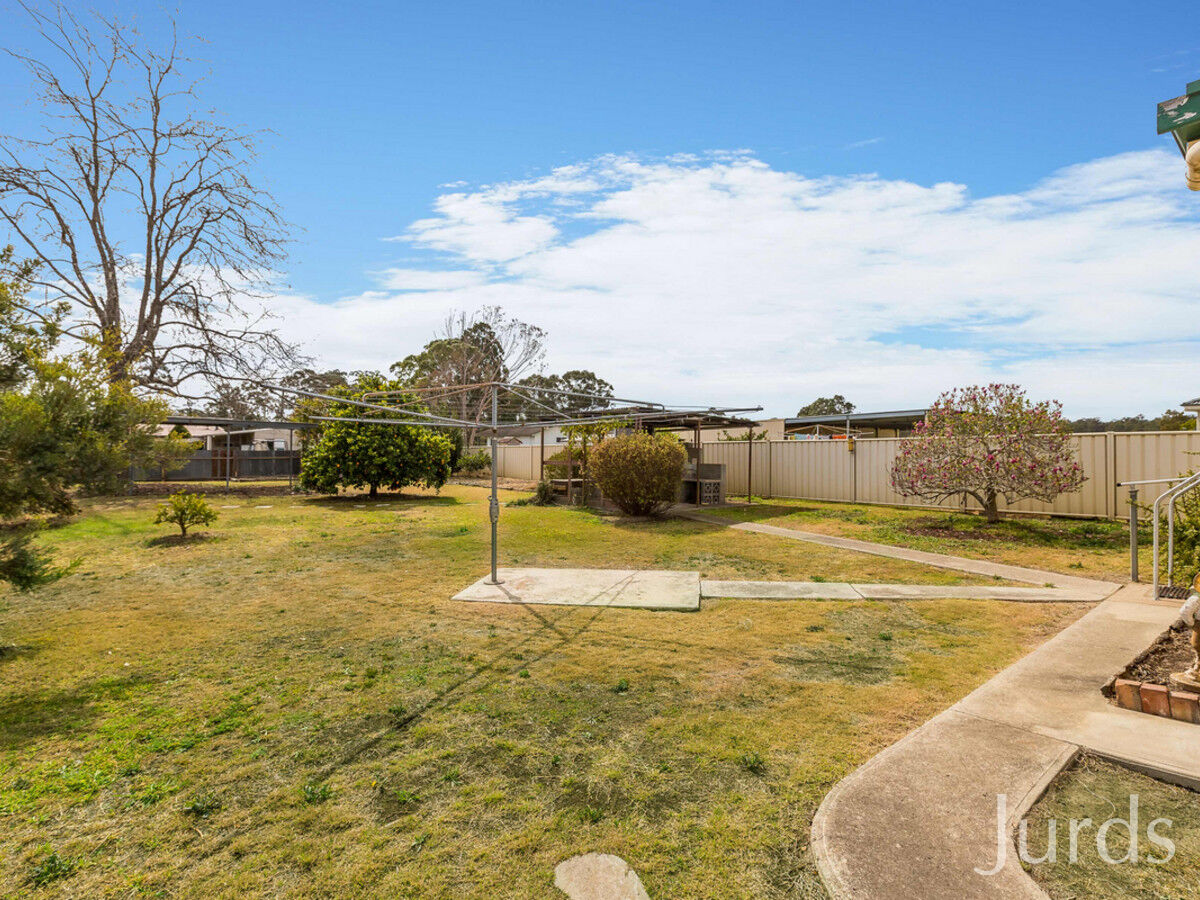 18 McDonald Avenue, Paxton, Paxton - Thumbnail 2