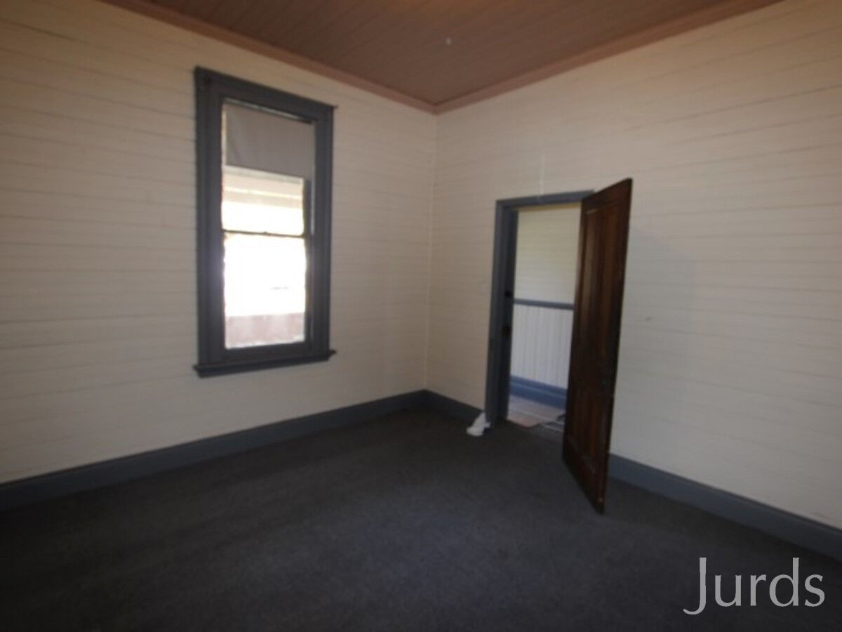 12 Yango Street, Cessnock, Cessnock - Thumbnail 2