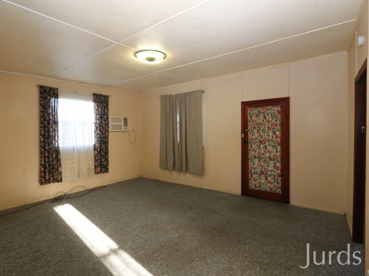 28 Kearsley, Bellbird, Bellbird - Thumbnail 5