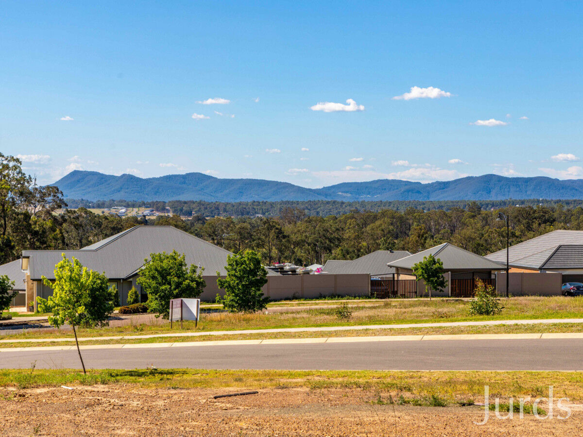 24 Rampling Avenue (Huntlee), North Rothbury, North Rothbury - Thumbnail 4
