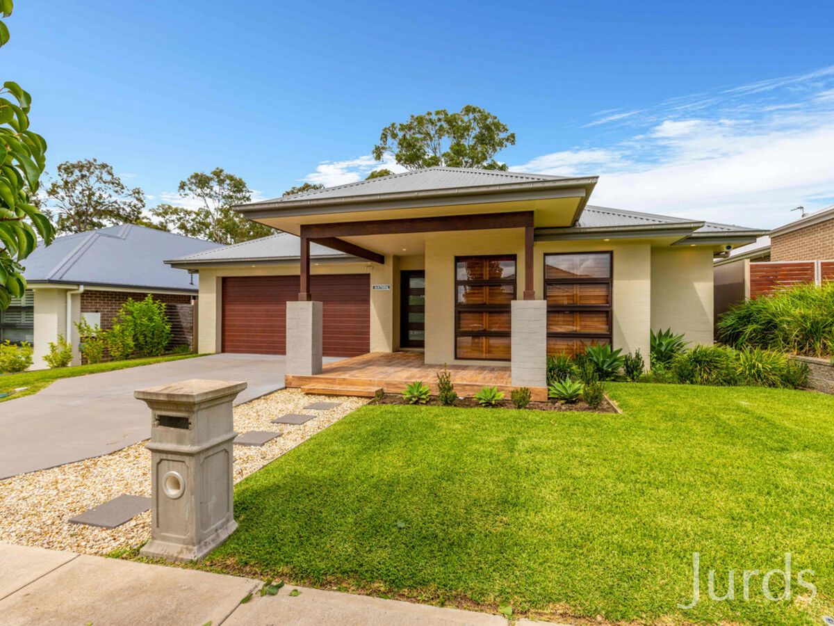 16 Ainsworth Crescent (Huntlee), North Rothbury, North Rothbury - Thumbnail 3