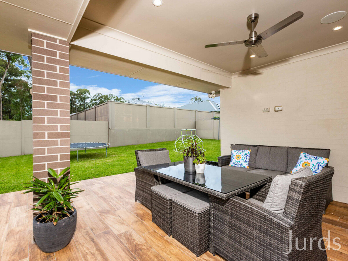 16 Ainsworth Crescent (Huntlee), North Rothbury, North Rothbury - Thumbnail 8