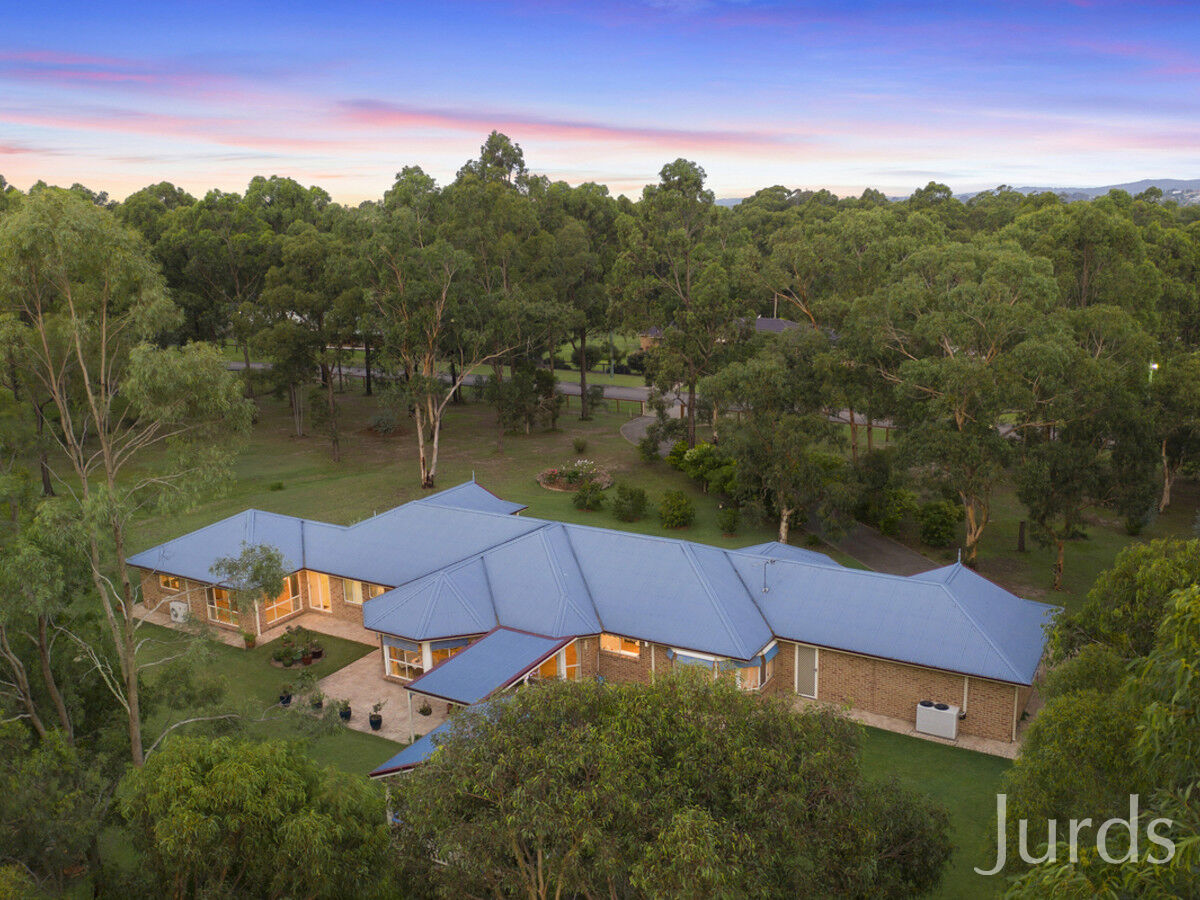 22 Grey Gum Drive, Weston, Weston - Thumbnail 5