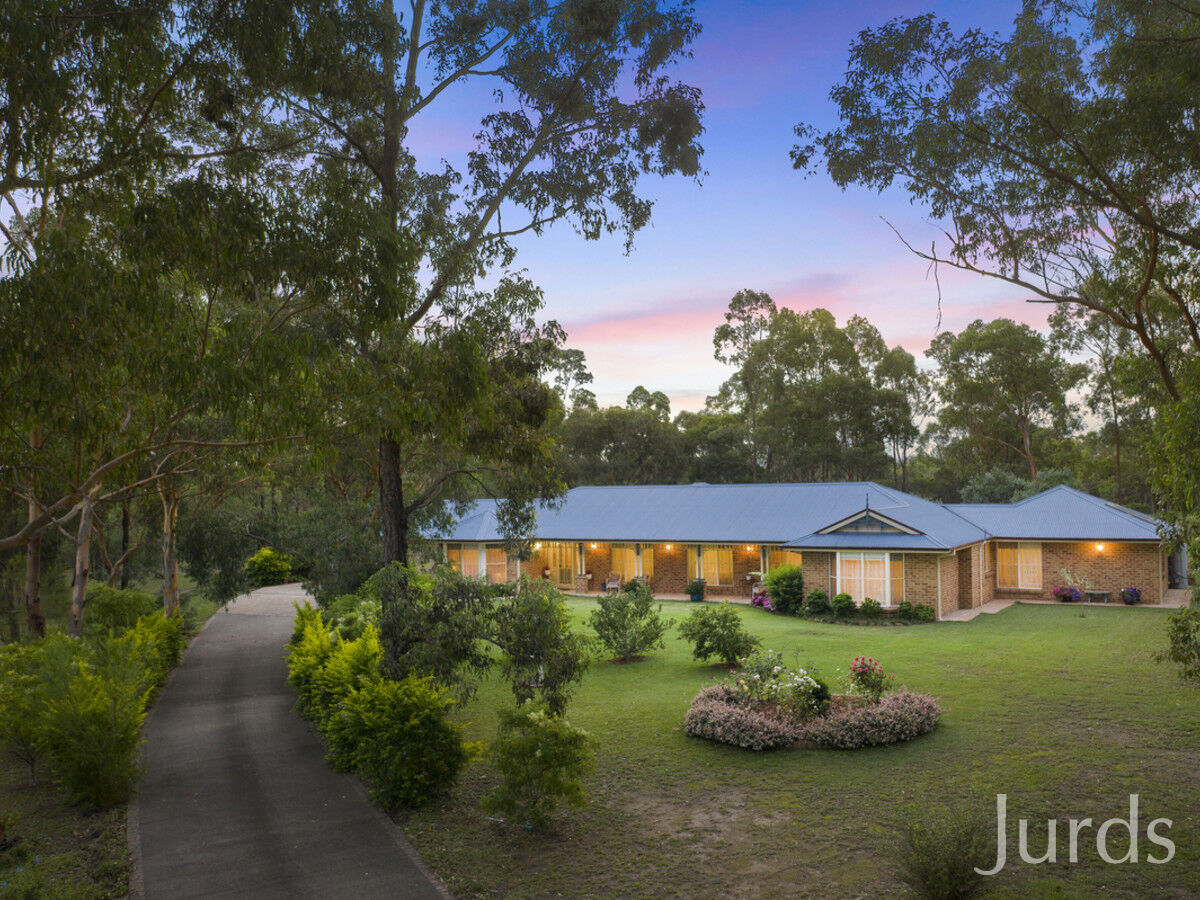22 Grey Gum Drive, Weston, Weston - Thumbnail 3