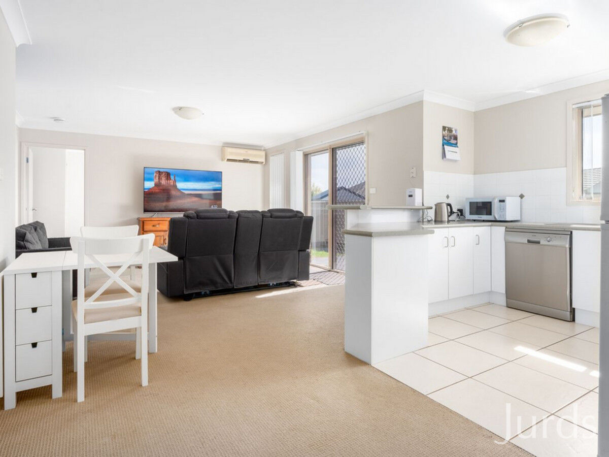 14/12 Denton Park Drive, Rutherford, Rutherford - Thumbnail 5