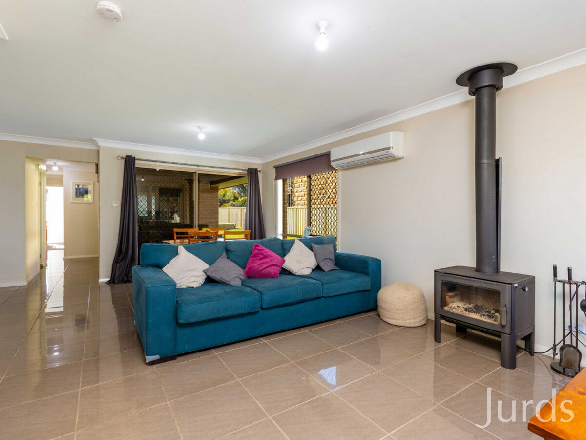 9 Stirling Street, ABERNETHY, Abernethy - Thumbnail 8