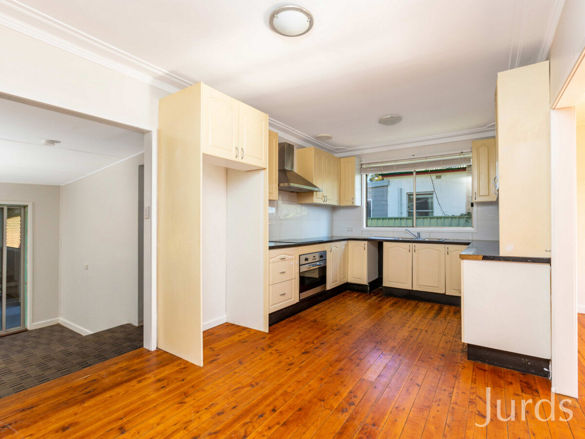 81 Greta Street, ABERDARE, Aberdare - Thumbnail 5