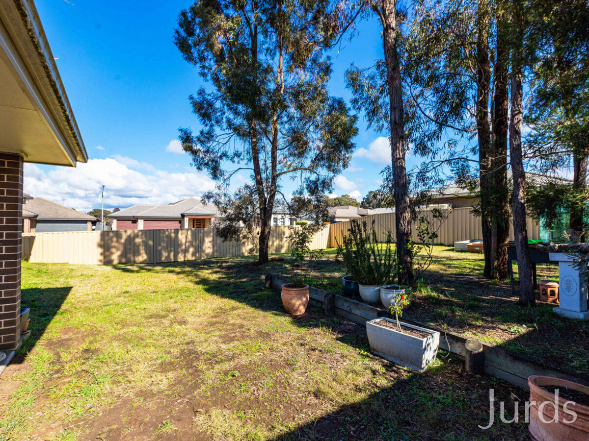24 Chablis Drive, Cessnock, Cessnock - Thumbnail 2