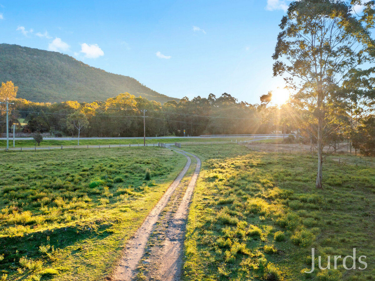 1395 Leggetts Drive, Brunkerville, Brunkerville - Thumbnail 2