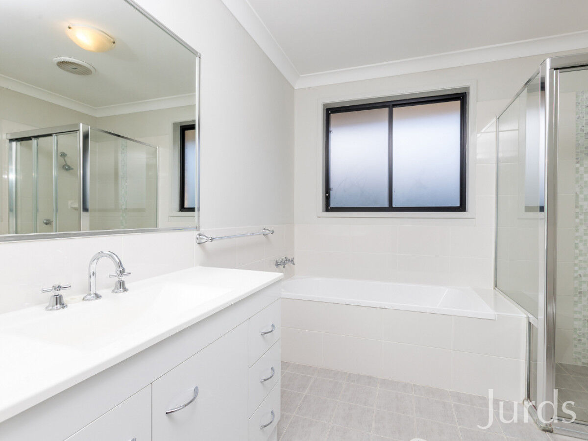 4 Shortland Drive, Rutherford, Rutherford - Thumbnail 7