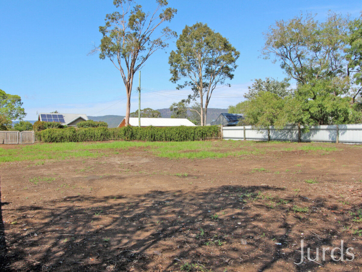 32 Millfield Road, Millfield, Millfield - Thumbnail 3