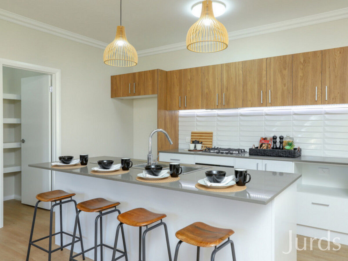 12 Bendeich Drive, North Rothbury, North Rothbury - Thumbnail 4