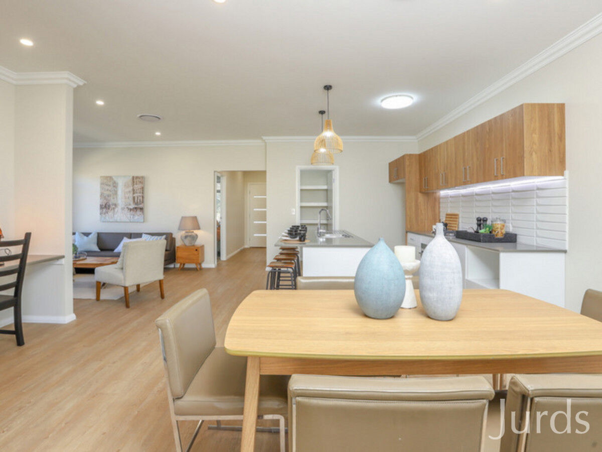 12 Bendeich Drive, North Rothbury, North Rothbury - Thumbnail 6