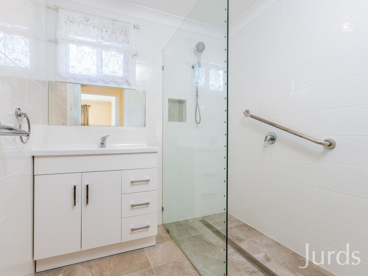 6 Macquarie Avenue, Cessnock, Cessnock - Thumbnail 6