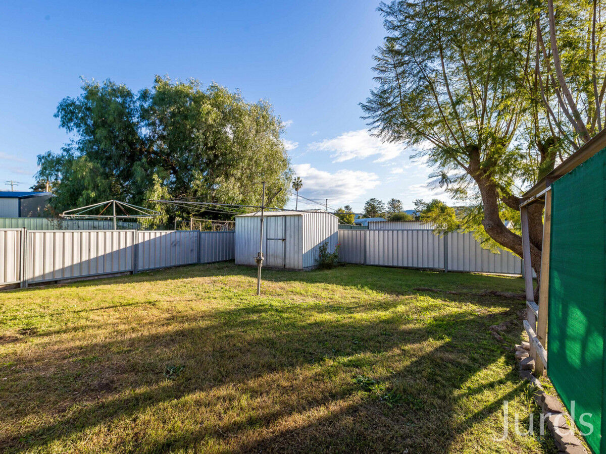 6 Macquarie Avenue, Cessnock, Cessnock - Thumbnail 2