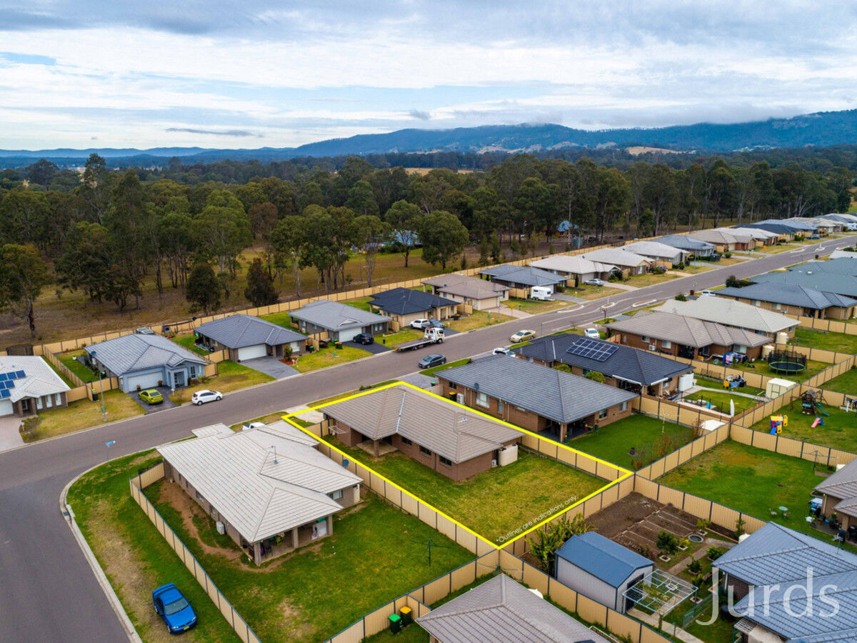 8 Trebbiano Drive, Cessnock, Cessnock - Thumbnail 2