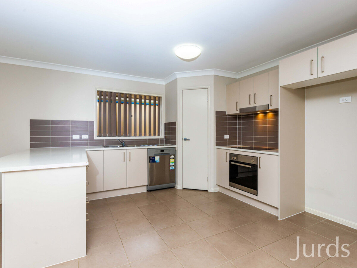 8 Trebbiano Drive, Cessnock, Cessnock - Thumbnail 7