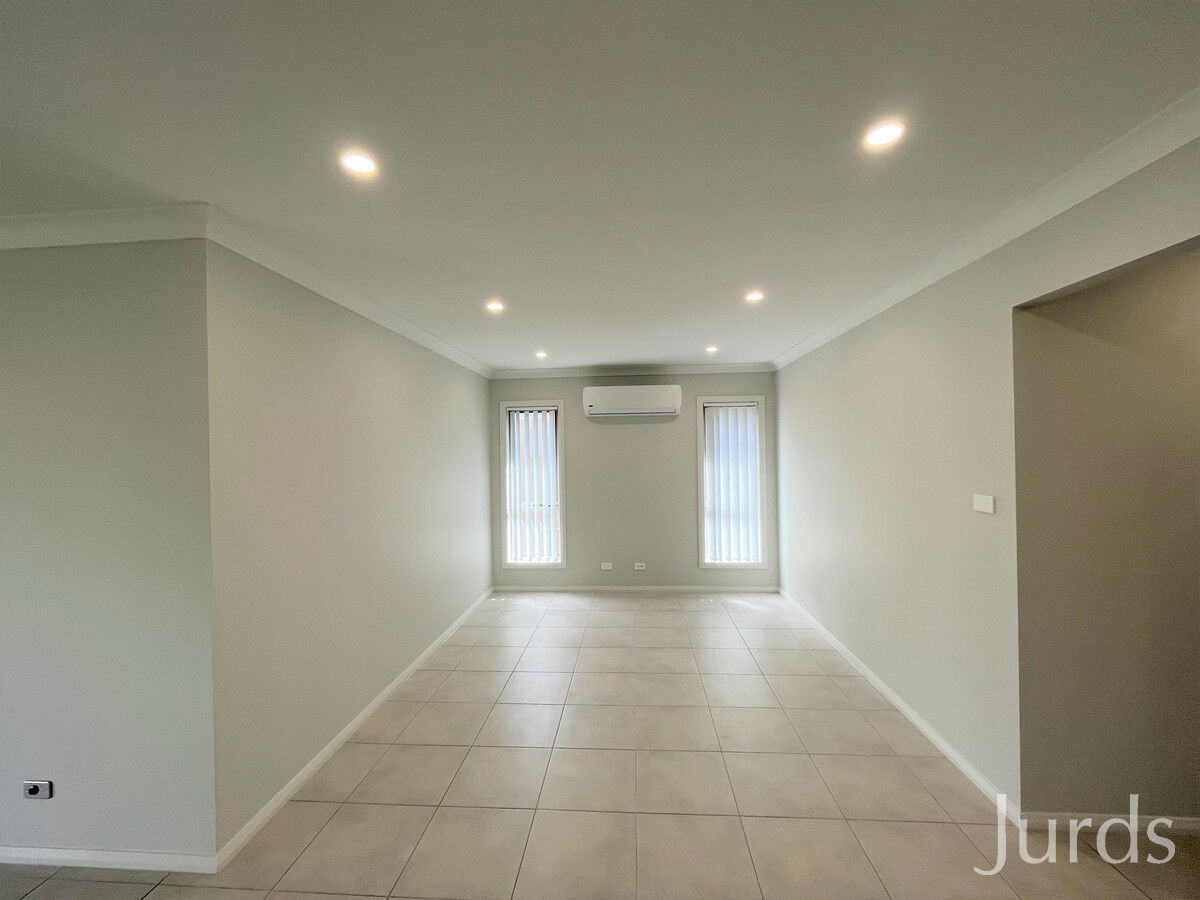 142 Triton Boulevard, North Rothbury, North Rothbury - Thumbnail 6