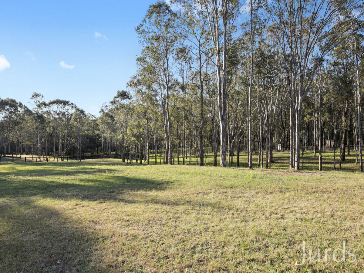 15 Merewether Close, North Rothbury, North Rothbury - Thumbnail 2