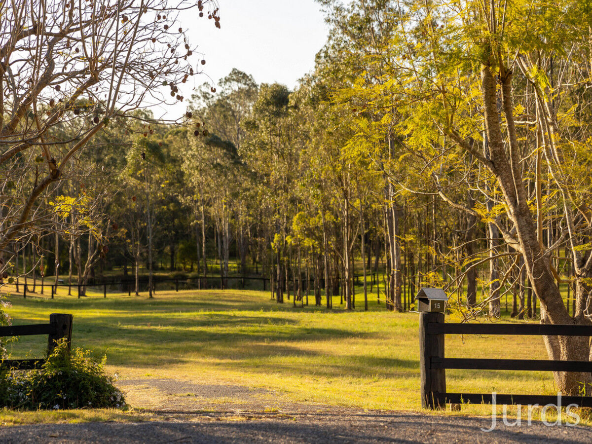 15 Merewether Close, North Rothbury, North Rothbury - Thumbnail 3