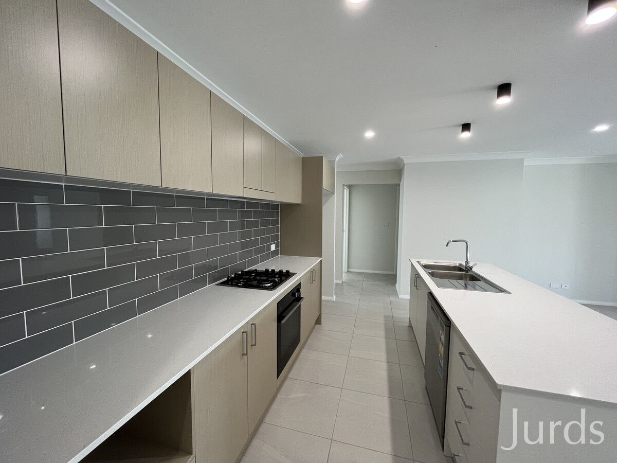 BRAND NEW 'JEWELL' IN HUNTLEE Jurds Real Estate