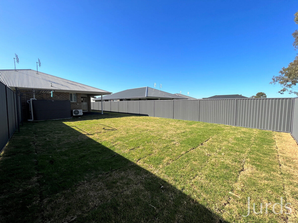 1/17 Wetland View Drive, Cessnock, Cessnock - Thumbnail 2