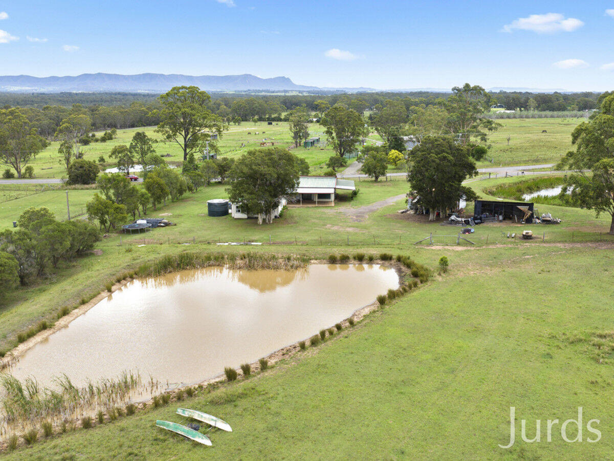 COTTAGE AND SMALL ACREAGE IN HUNTER VALLEY WINE COUNTRY Jurds Real Estate
