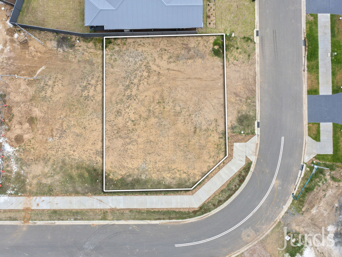 30 Lakeside Circuit, Cessnock, Cessnock - Thumbnail 3