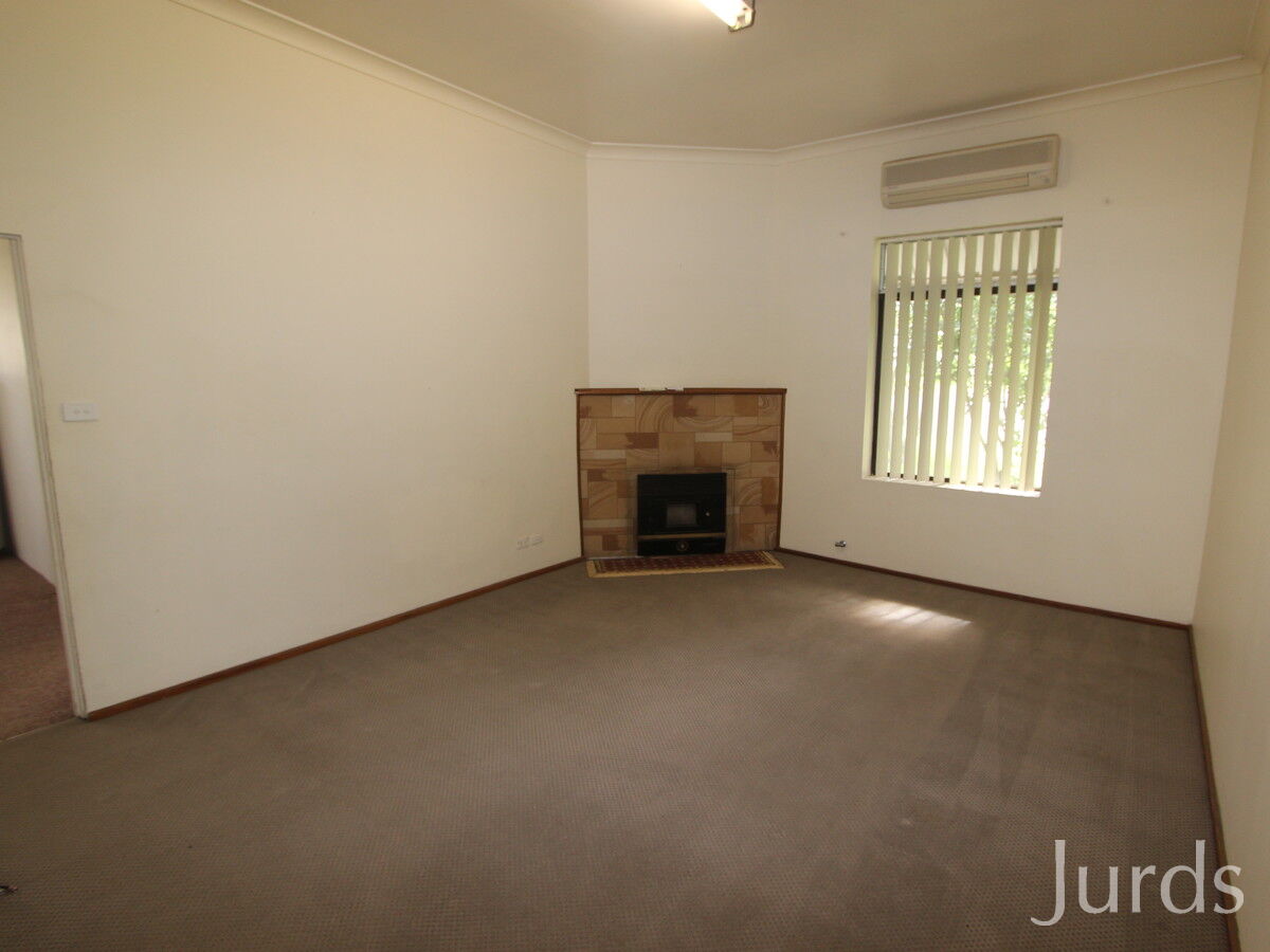 13 Gordon Avenue, CESSNOCK, Cessnock - Thumbnail 7