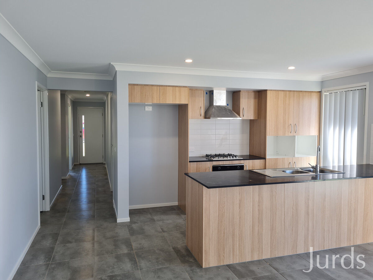 12 Cowry Street, Bellbird, Bellbird - Thumbnail 6
