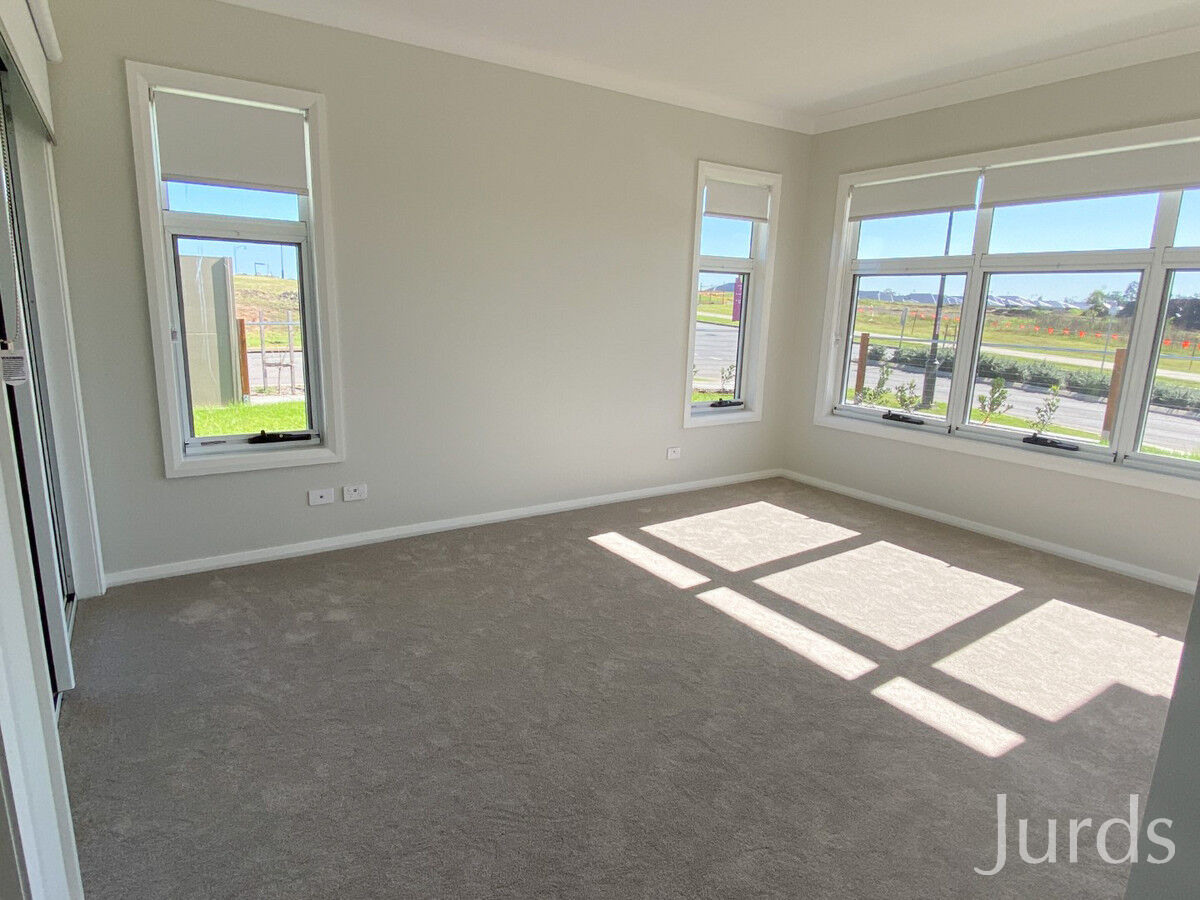 116 Triton Boulevard, North Rothbury, North Rothbury - Thumbnail 7