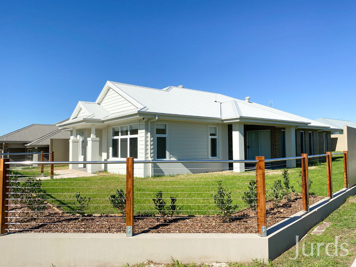 116 Triton Boulevard, North Rothbury, North Rothbury - Thumbnail 3