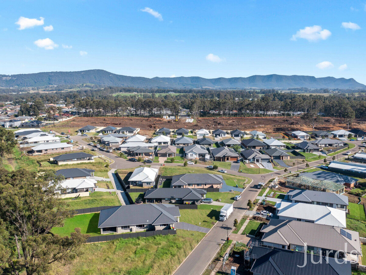 16 Portrush Avenue, Cessnock, Cessnock - Thumbnail 2