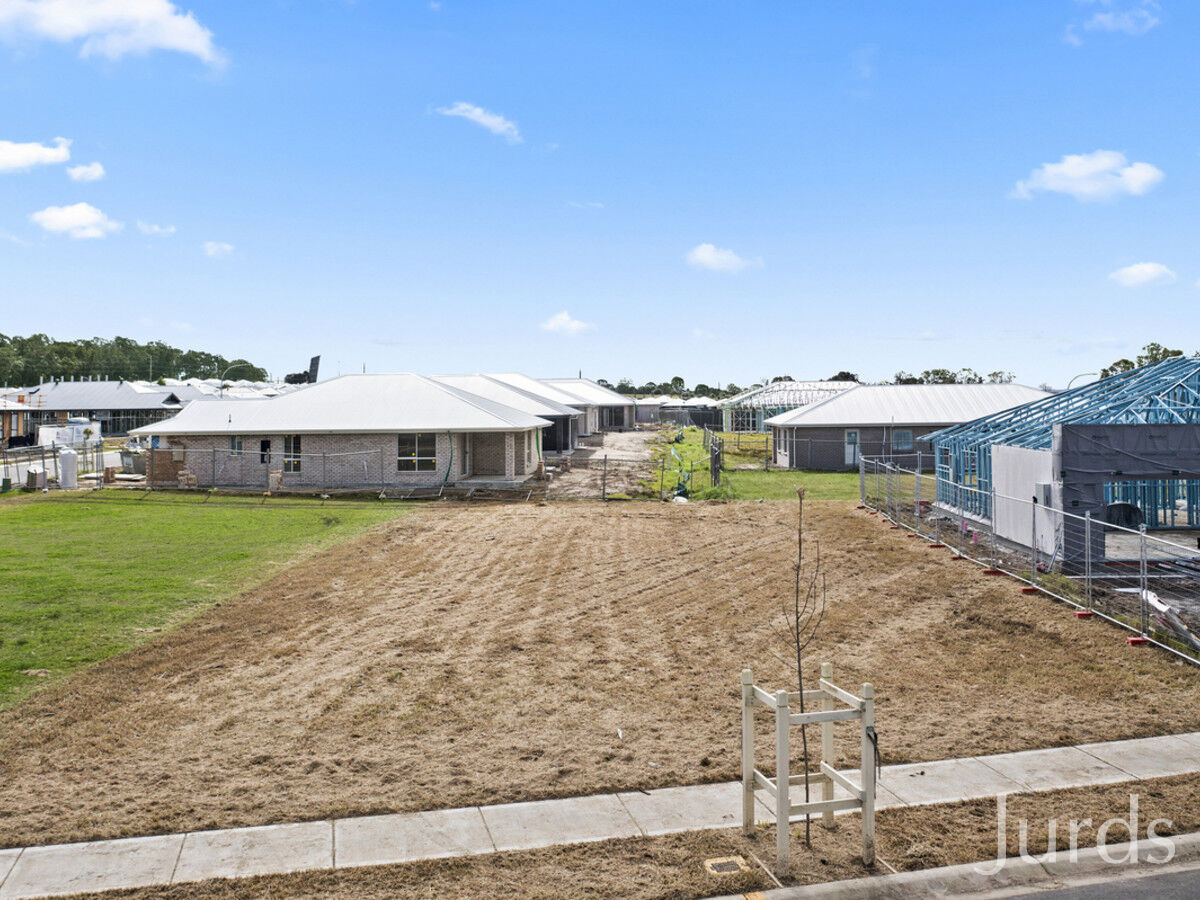 17 Ballyneal Crescent, Heddon Greta, Heddon Greta - Thumbnail 5